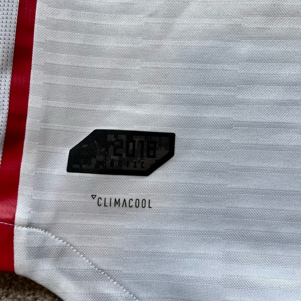 Toronto FC Soccer Jersey 2018 Season Adidas Size XS or Youth EUC - Picture 6 of 8